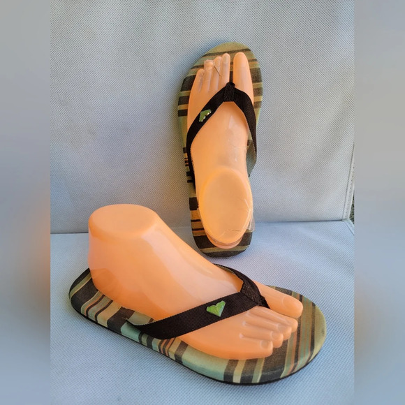 ROXY FABRIC‎ FLIP FLOPS SANDALS (sz 7) - Picture 1 of 5